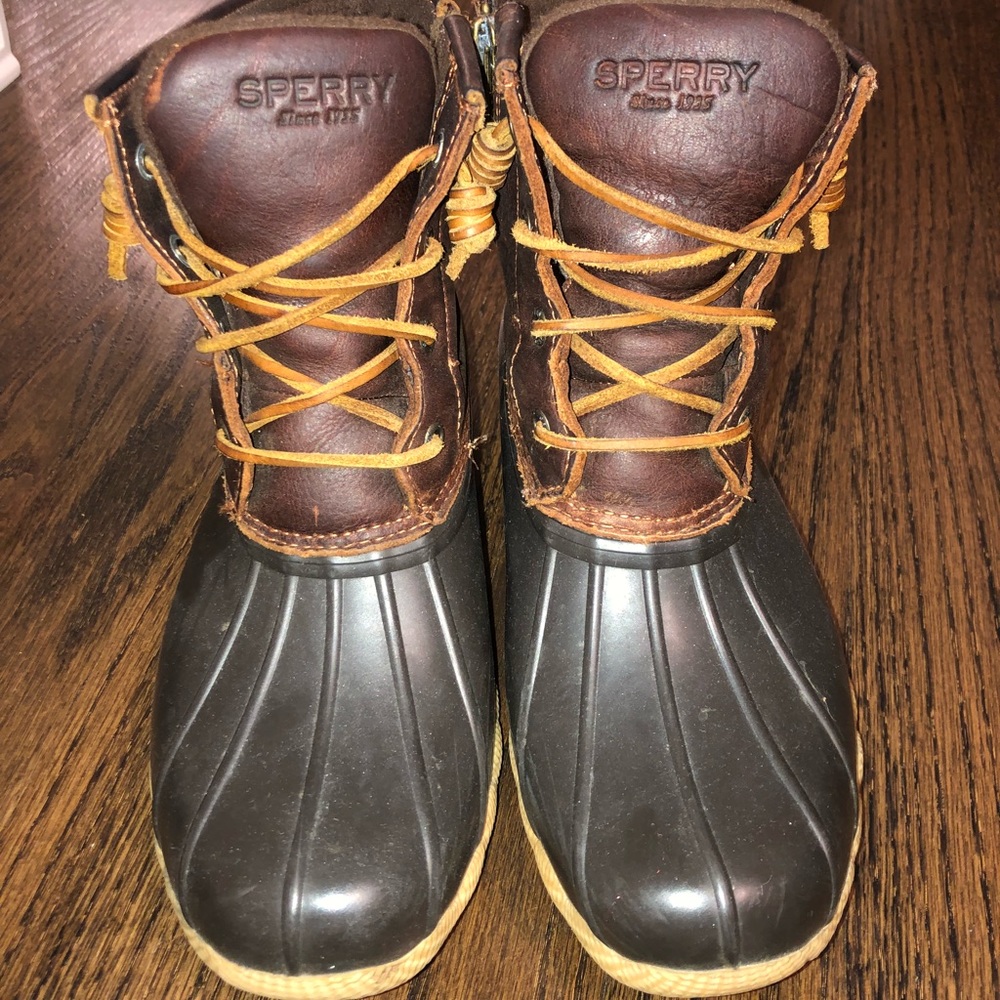 Women’s Sperry Duck Boots. Size 7. EUC